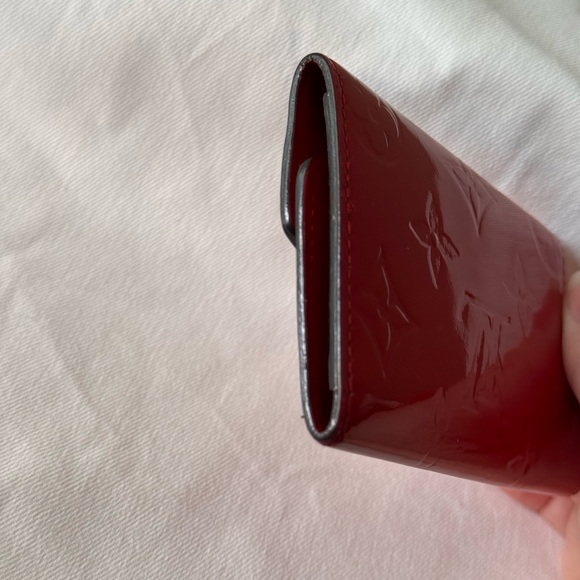 Louis Vuitton Monogram 6 Key Holder - Picture 3 of 7